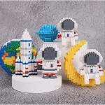 PUCQ Particle building blocks miniature small particles blocks creative DIY for room decoration and parent-child interaction space roaming series-astronaut