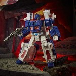 Transformers Toys Generations War for Cybertron: Kingdom Leader WFC-K20 Ultra Magnus Action Figure - Kids Ages 8 and Up 7.5-inch