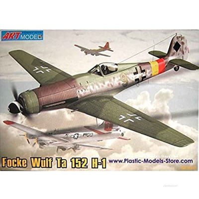 Art Model Plastic Model Building Airplane Aircraft FOCKE WULF TA 152 H-1 German Interceptor WWII 1/72 7204