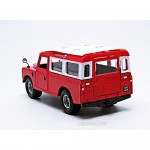 Old Land Rover Red 1/24 by BBurago 22063