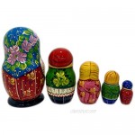 Wooden Classic Russian Toy Matryoshka Nesting Doll Family 5 Pieces Set